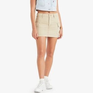 Levi’s Tan Cargo Mini Skirt
